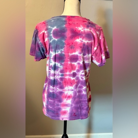 Purple Blue White Tie Dye V Neck Tee Handmade DIY Homemade Summertime - Picture 2 of 4